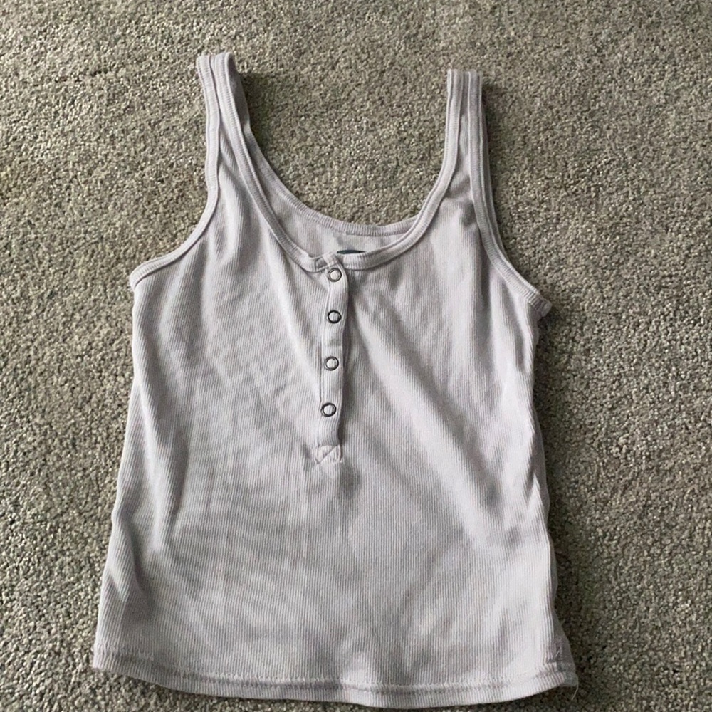 grey-ish tank top
